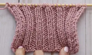 rib-stitch-knitting-stretched.jpg