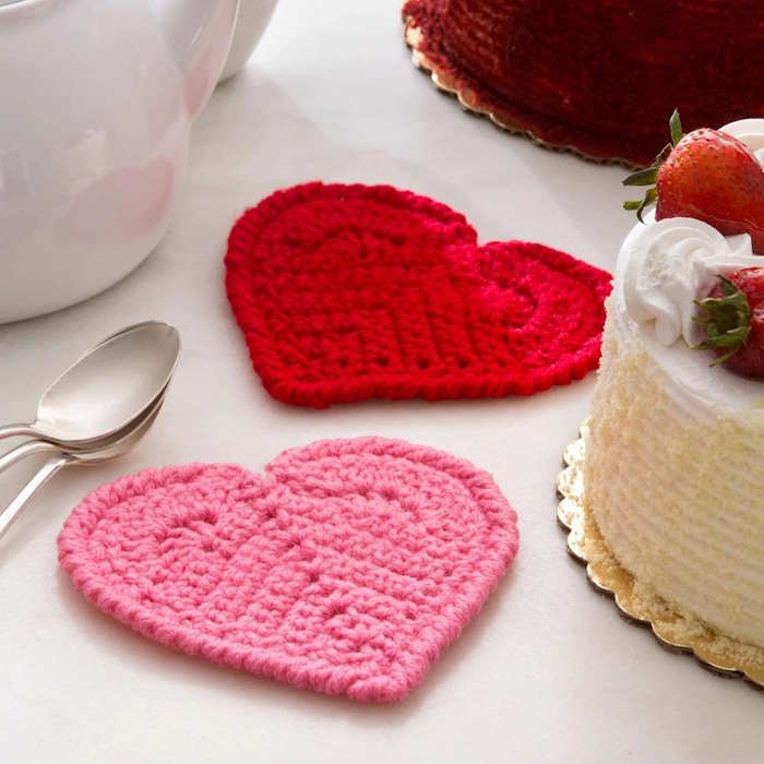 Crochet heart shaped coasters Crochet heart shaped coasters