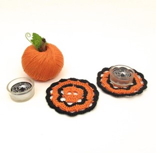 Halloween Doiley Pattern by Steel and Stitch