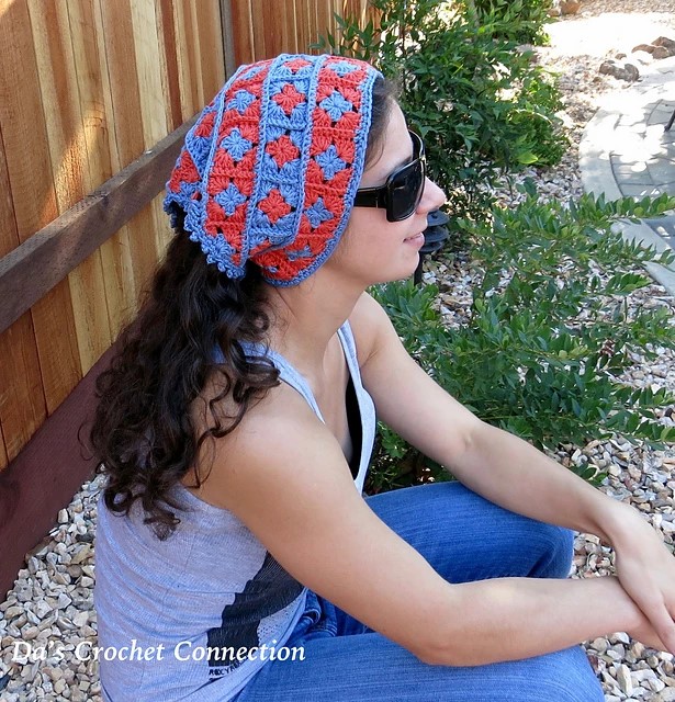 Mini Granny Sqare Bandana Mini Granny Sqare Bandana