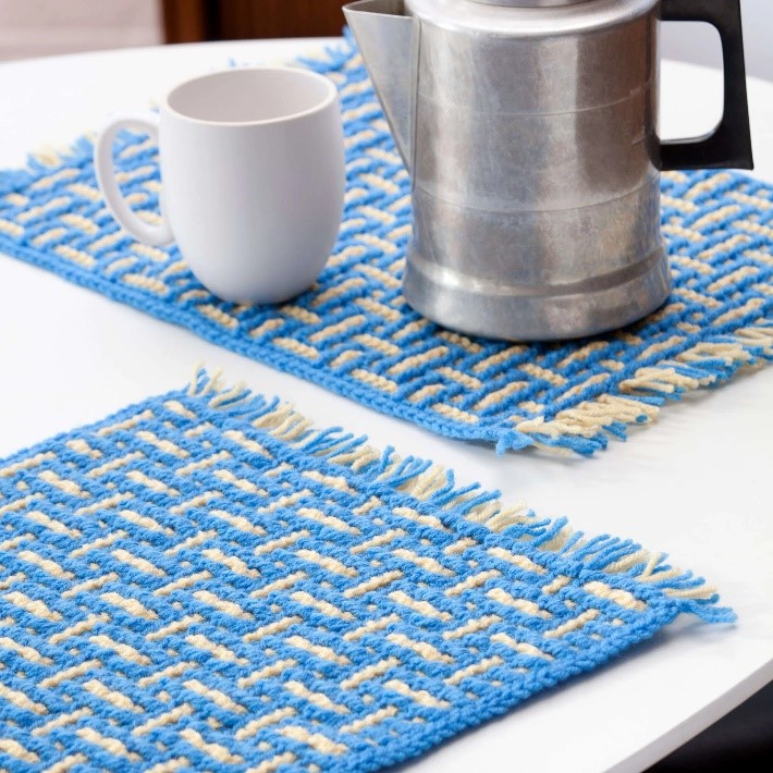 Mosaic knitting pattern:  placemat