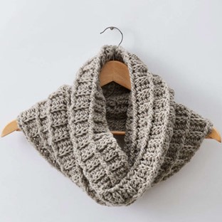 Waffling Around Cowl by Yarnspiration