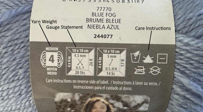 One side of the ball band covering Paton's Classic Wool Worsted