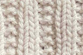 A 350 by 234 px swatch of the beaded rib, right side