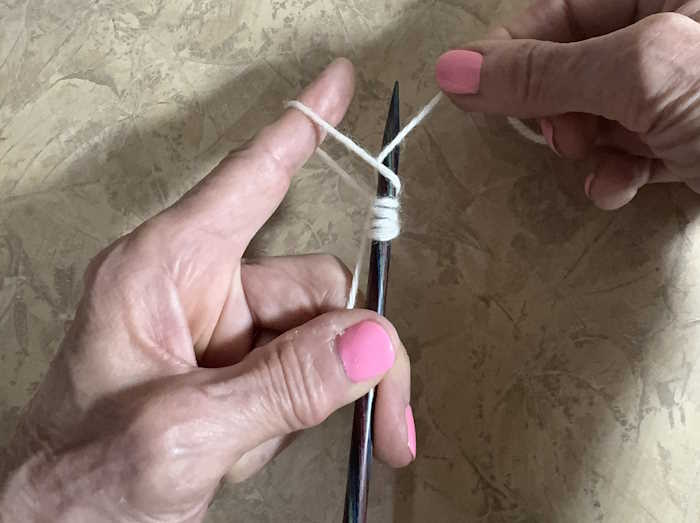 Cast on thumb method, step 3