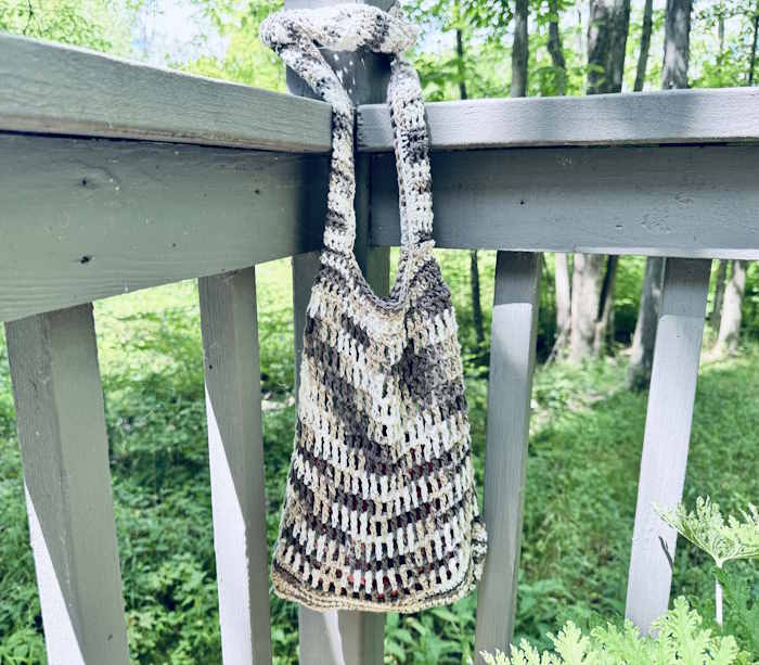 Crochet tote bag worked in 100% cotton yarn Crochet tote bag worked in 100% cotton yarn