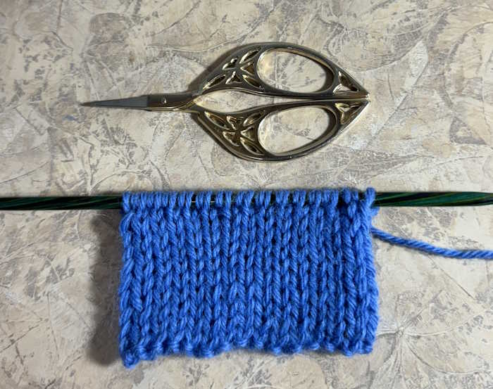 Swatch of the double stockinette stitch pattern in blue