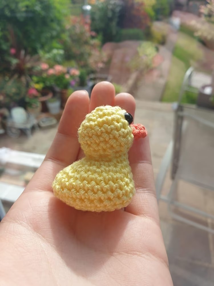 Amigurumi duck free pattern