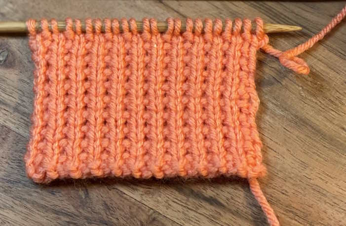 Mock ribbing slip stitch pattern, right side swatch