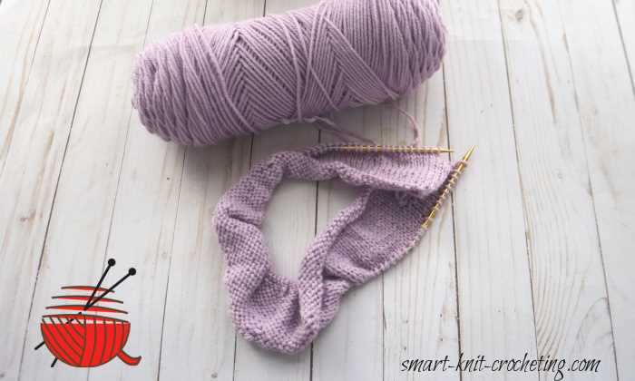 The Stockinette stitch on circular needles The Stockinette stitch on circular needles