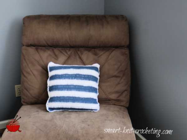Two-color treble crochet pillow cover