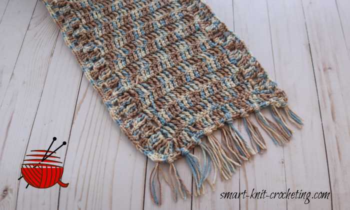 Treble crochet stitch (tr) Treble or triple crochet stitch swatch created in a gold color