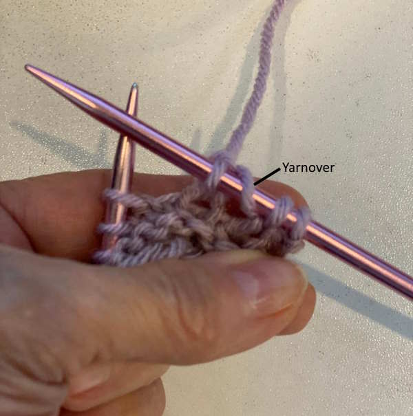 yarnover stitch on the needle